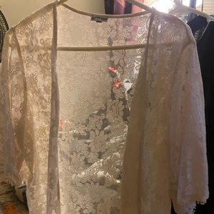 Express size small lace cover up kimono